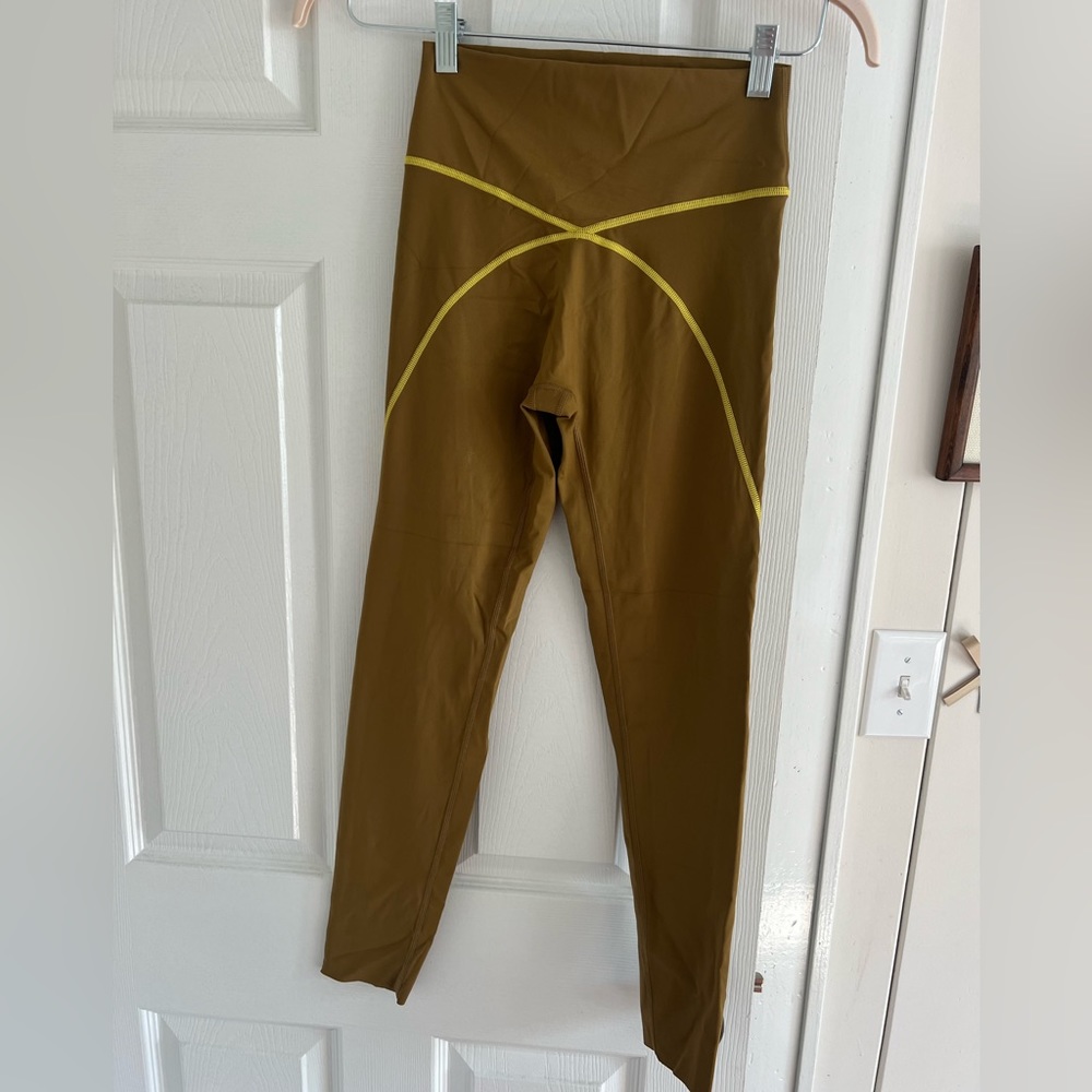 Aerie exercise leggings size M, never worn